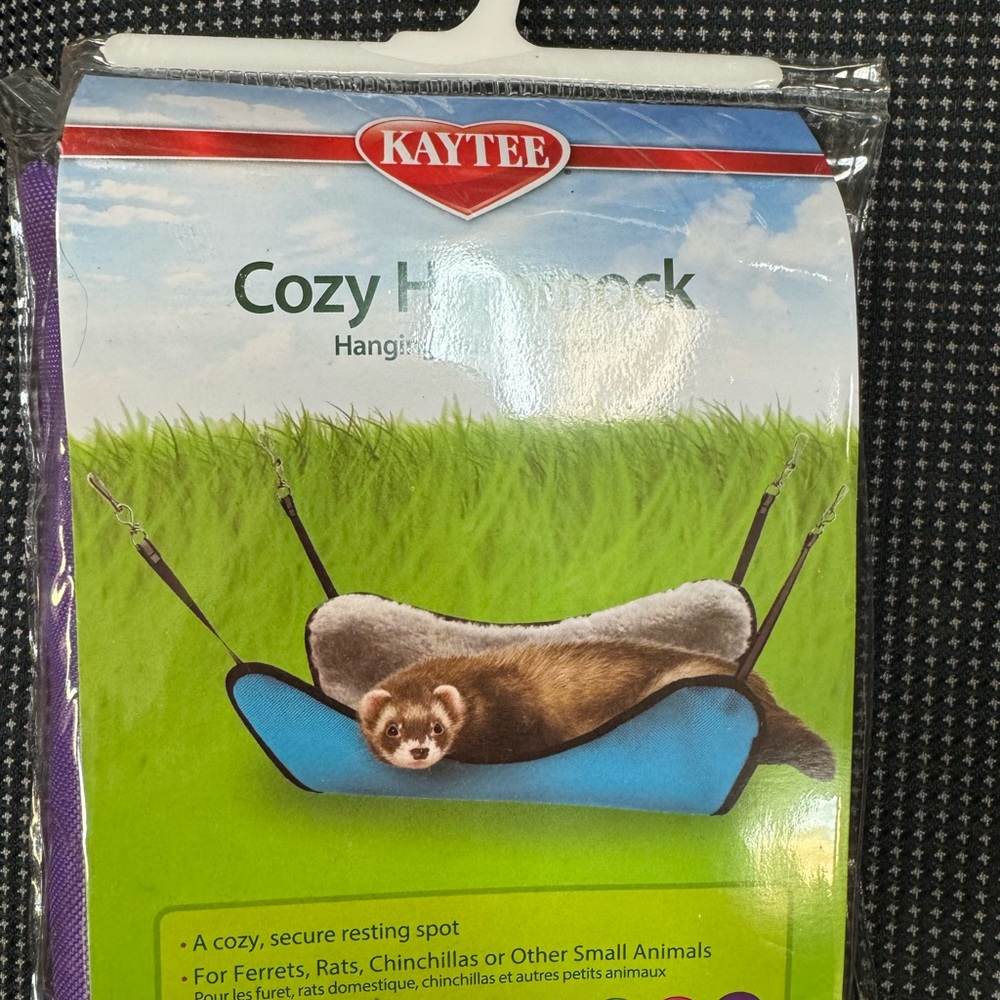 Kaytee Cozy Hammock in Purple and Green